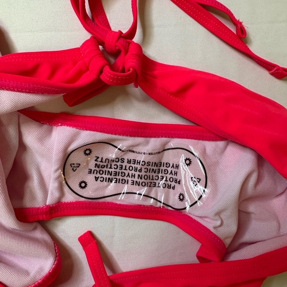 Vibrant Pink Triangle Bikini Set - Picture 7 of 7